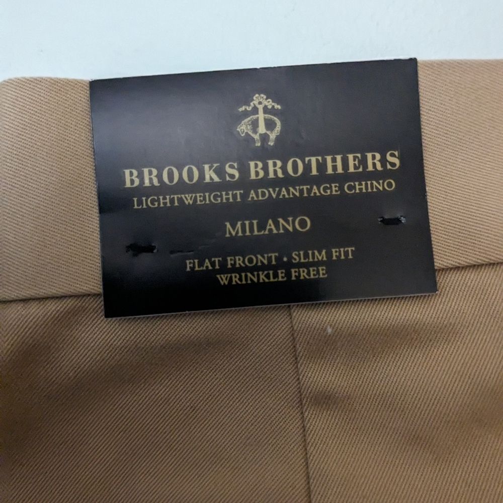 Brooks Brothers slim khaki NWT